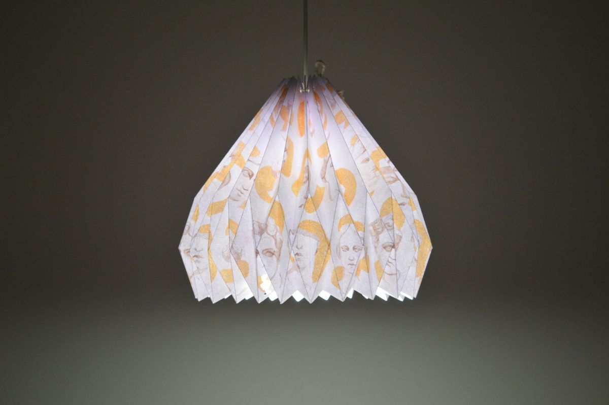 Lampenschirm - Paper Lamp "Goldene Skulpturen" - on