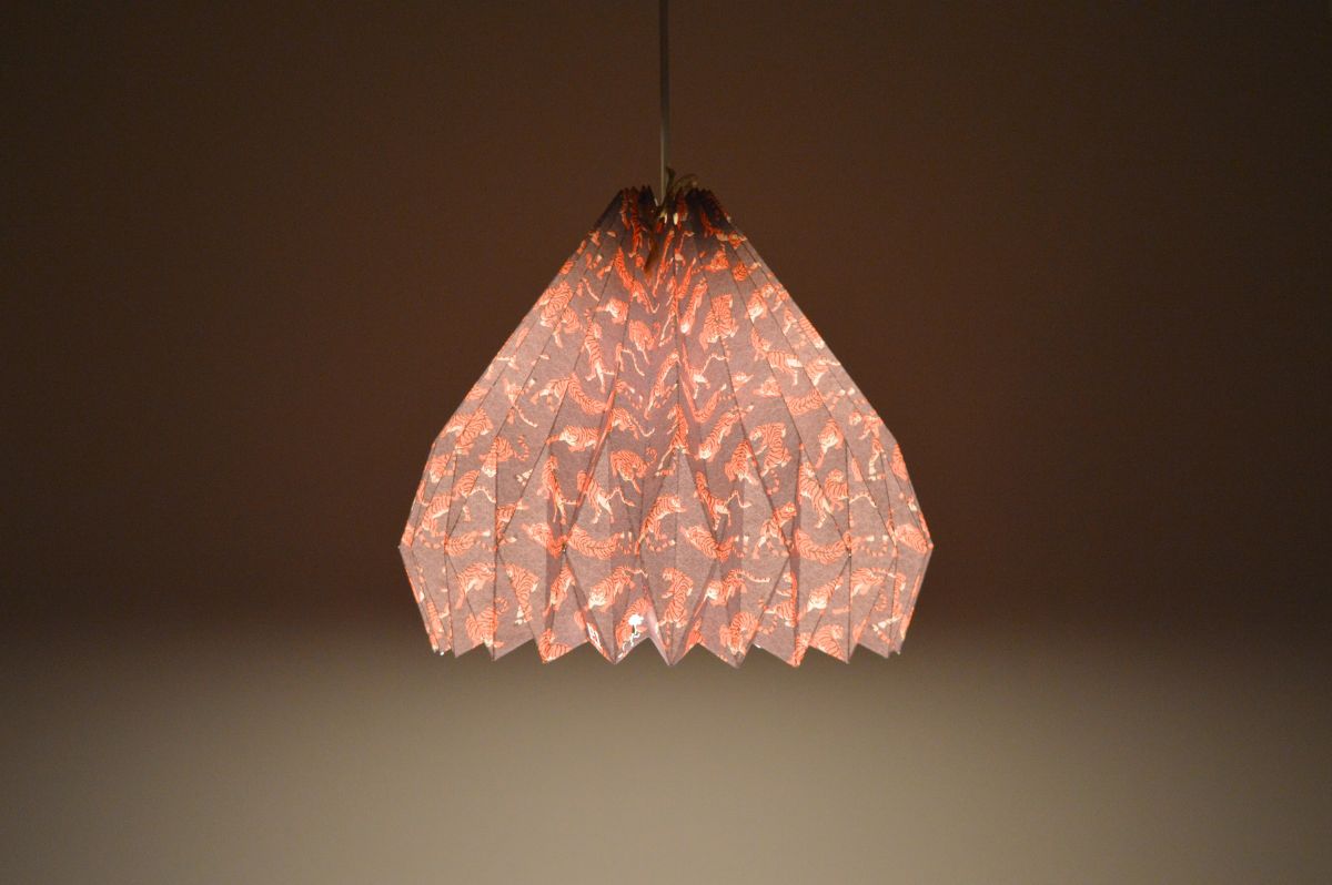 Lampenschirm - Paper Lamp "Tiger" - on
