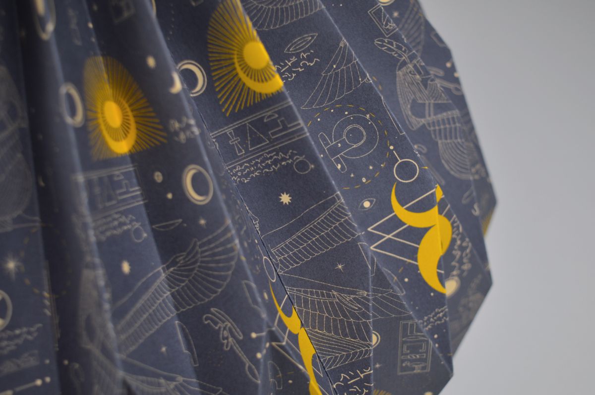 Lampenschirm - Paper Lamp "Antique Night Sky" (Easy Installation) - Closeup 2