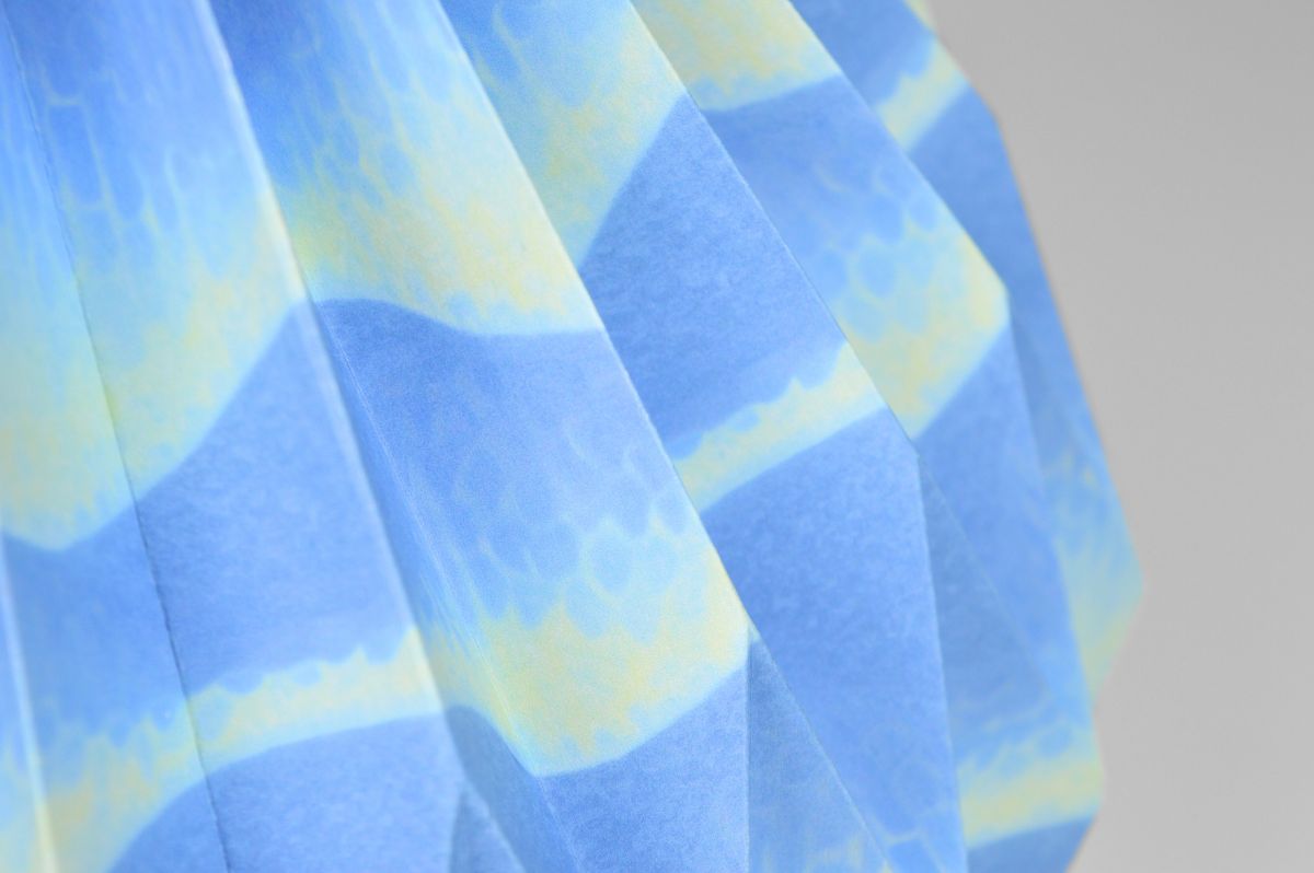 Lampenschirm - Paper Lamp "Blaue Welle" (Easy Installation) - Closeup 2