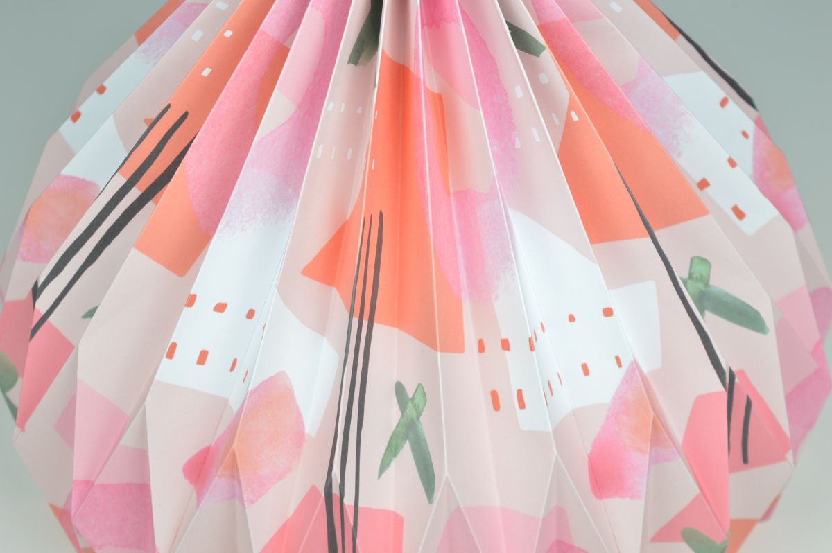 Lampenschirm - Paper Lamp "Gouache Rosarot" (Easy Installation) - Closeup