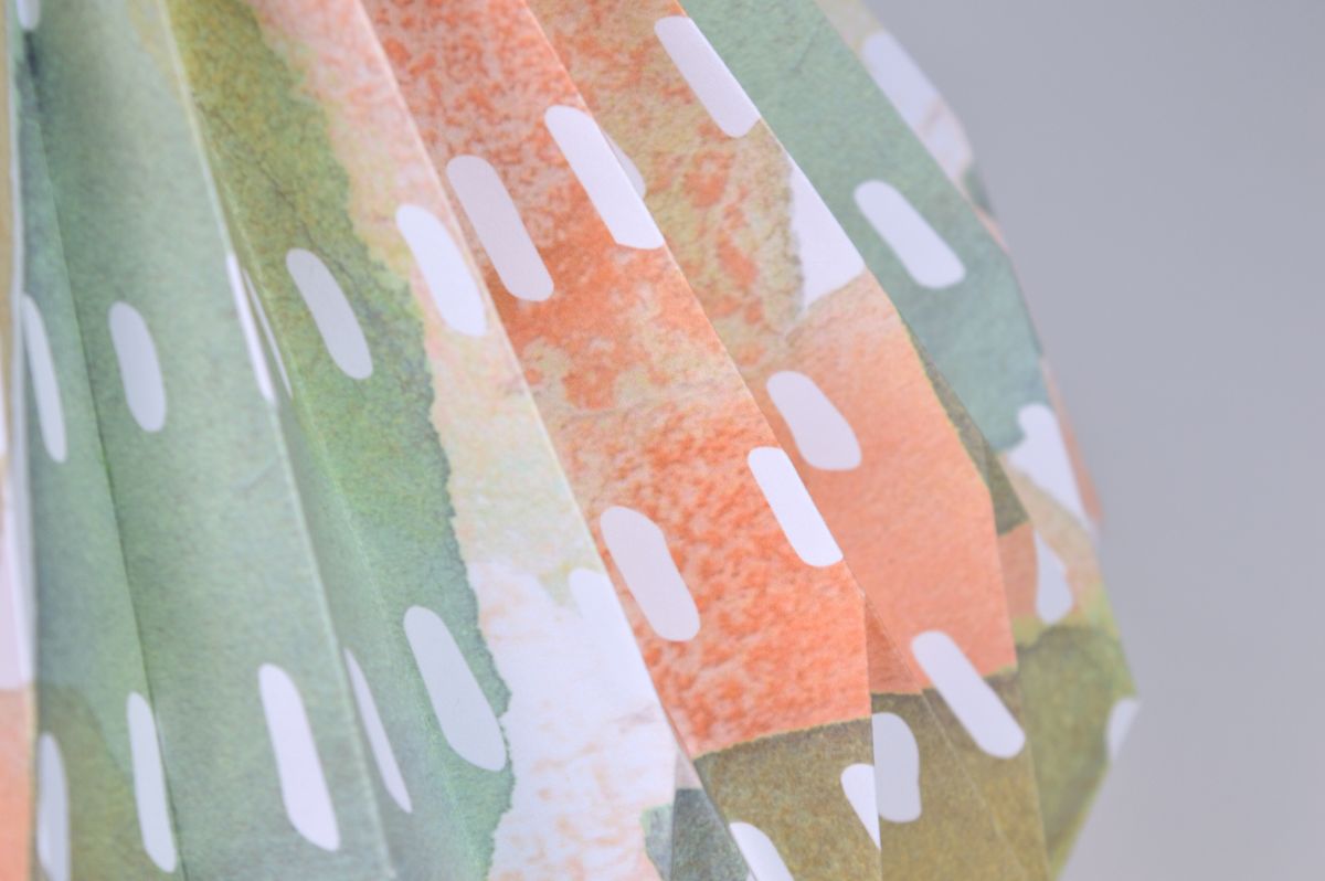 Lampenschirm - Paper Lamp "Gouache" (Easy Installation) - Closeup 2